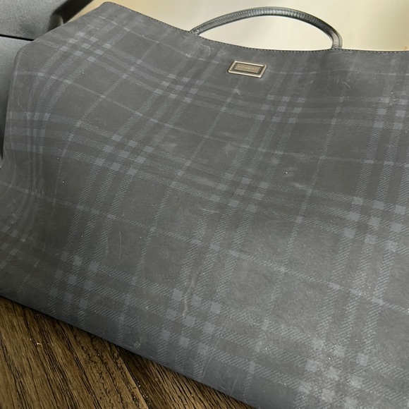 Burberry London Plaid Tote Bag - Picture 15 of 16